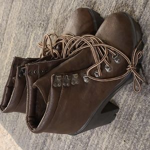 Dollhouse boots